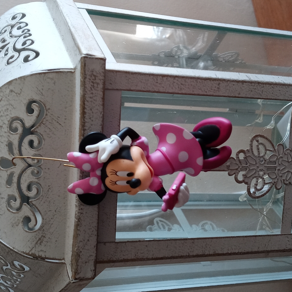 Minnie Mouse Hallmark Miniature Ornament